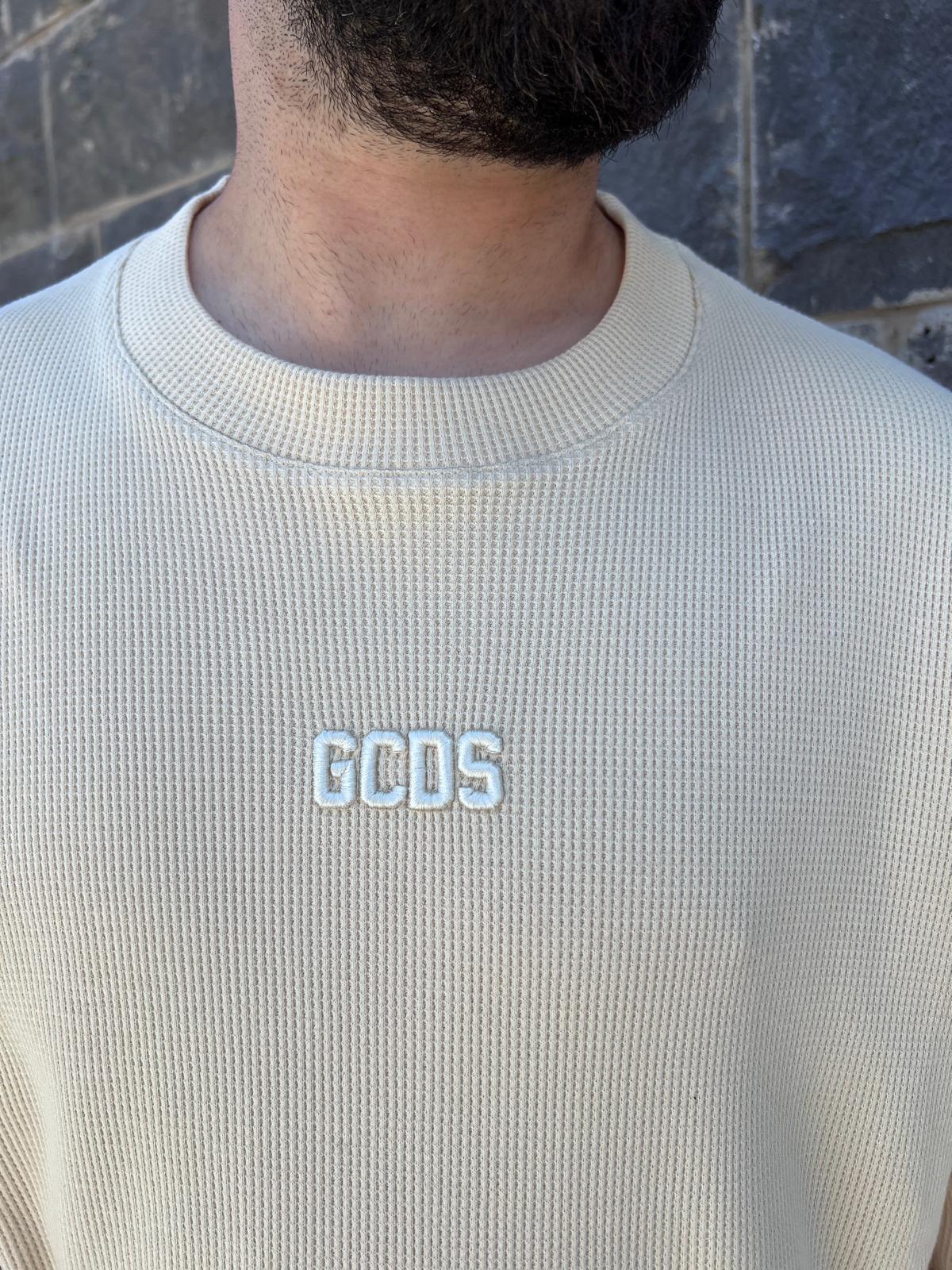 GCDS - חליפה וופל אוברסייז 100% כותנה GC251MS02