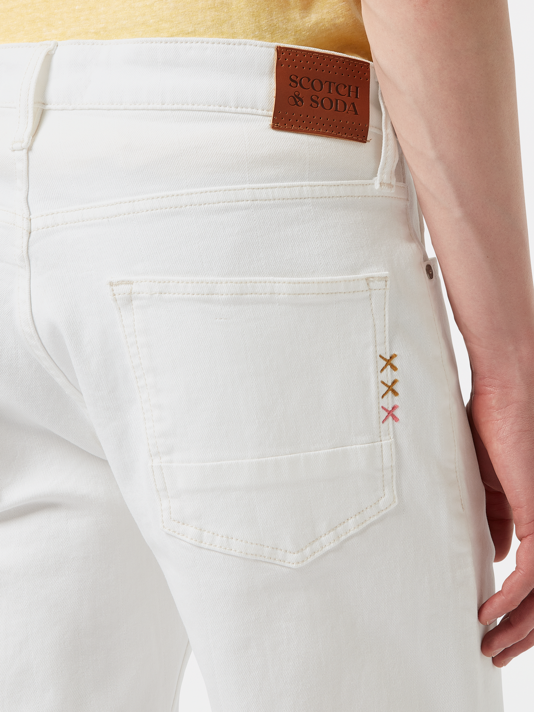 סקוץ’ אנד סודה - מכנס ג'נס ברמודה 180096 SU25