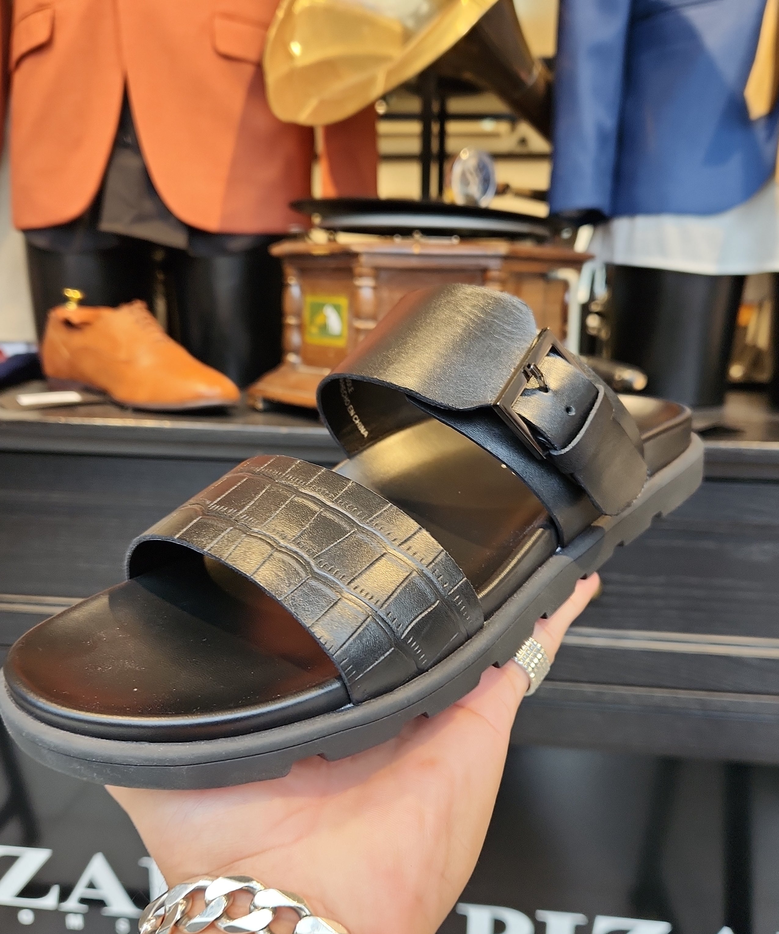 סטיב מאדן - כפכף עור - CADEY