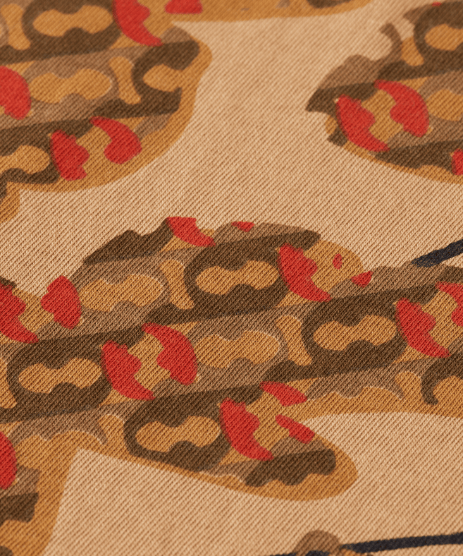 סקוץ' אנד סודה - חולצה טי שרוול קצר בצבע כאמל 179945 260 SP25