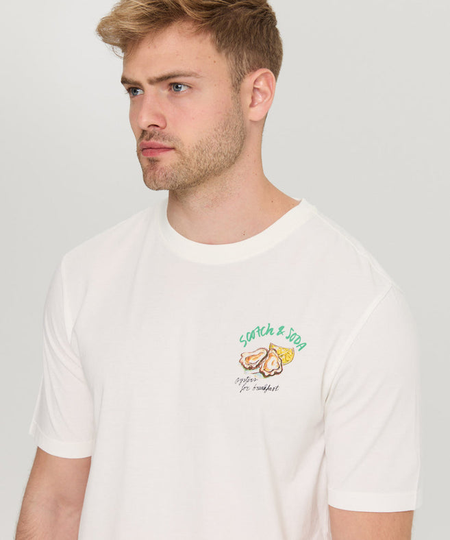 סקוץ' אנד סודה - חולצה טי אוברסייז שרוול קצר בצבע לבן 175641 0001