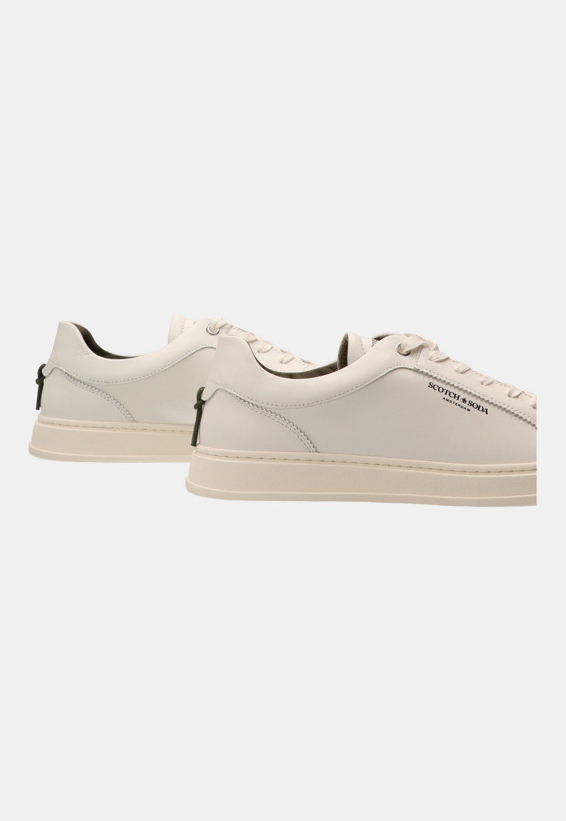 סקוץ’ אנד סודה –  סניקרס נמוכות VERSA B00 WHITE