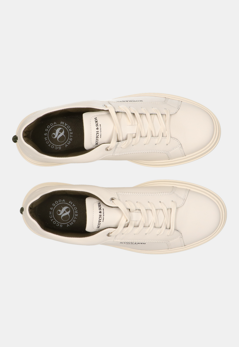 סקוץ’ אנד סודה –  סניקרס נמוכות VERSA B00 WHITE