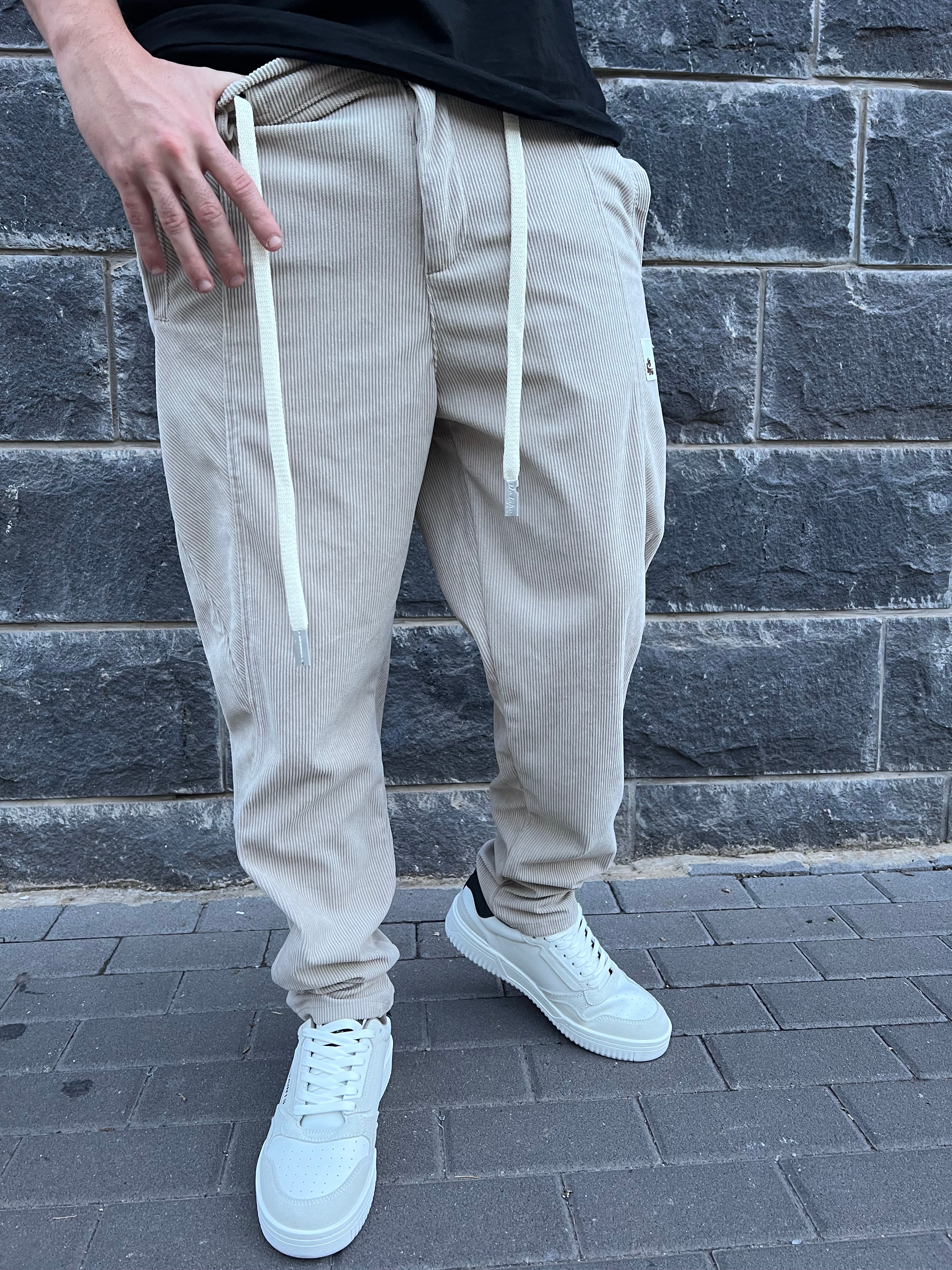 דה לוקה - מכנס קורדורוי בצבע שמנת 7093 03