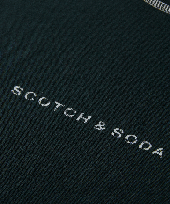 סקוץ' אנד סודה - חולצה טי שרוול קצר בצבע ירוק 179192 300