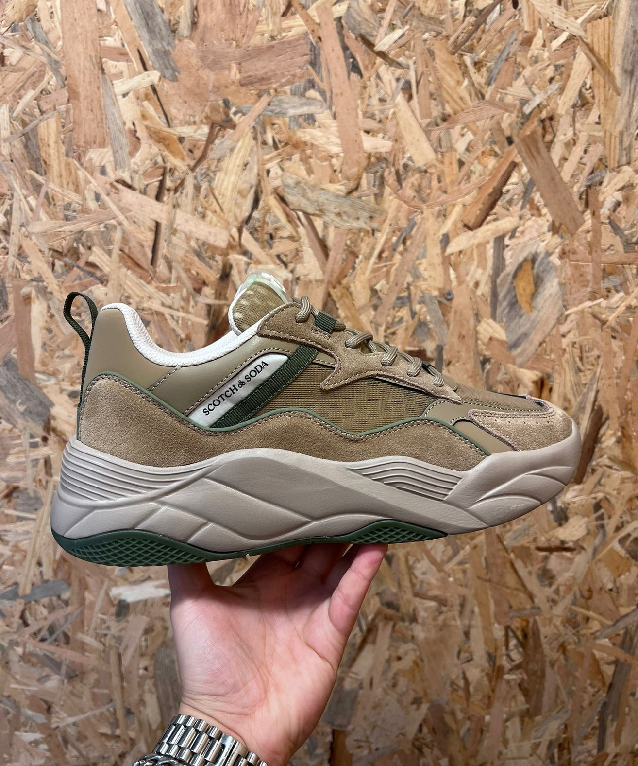 סקוץ’ אנד סודה –  סניקרס נמוכות Cassius 1A army green S744