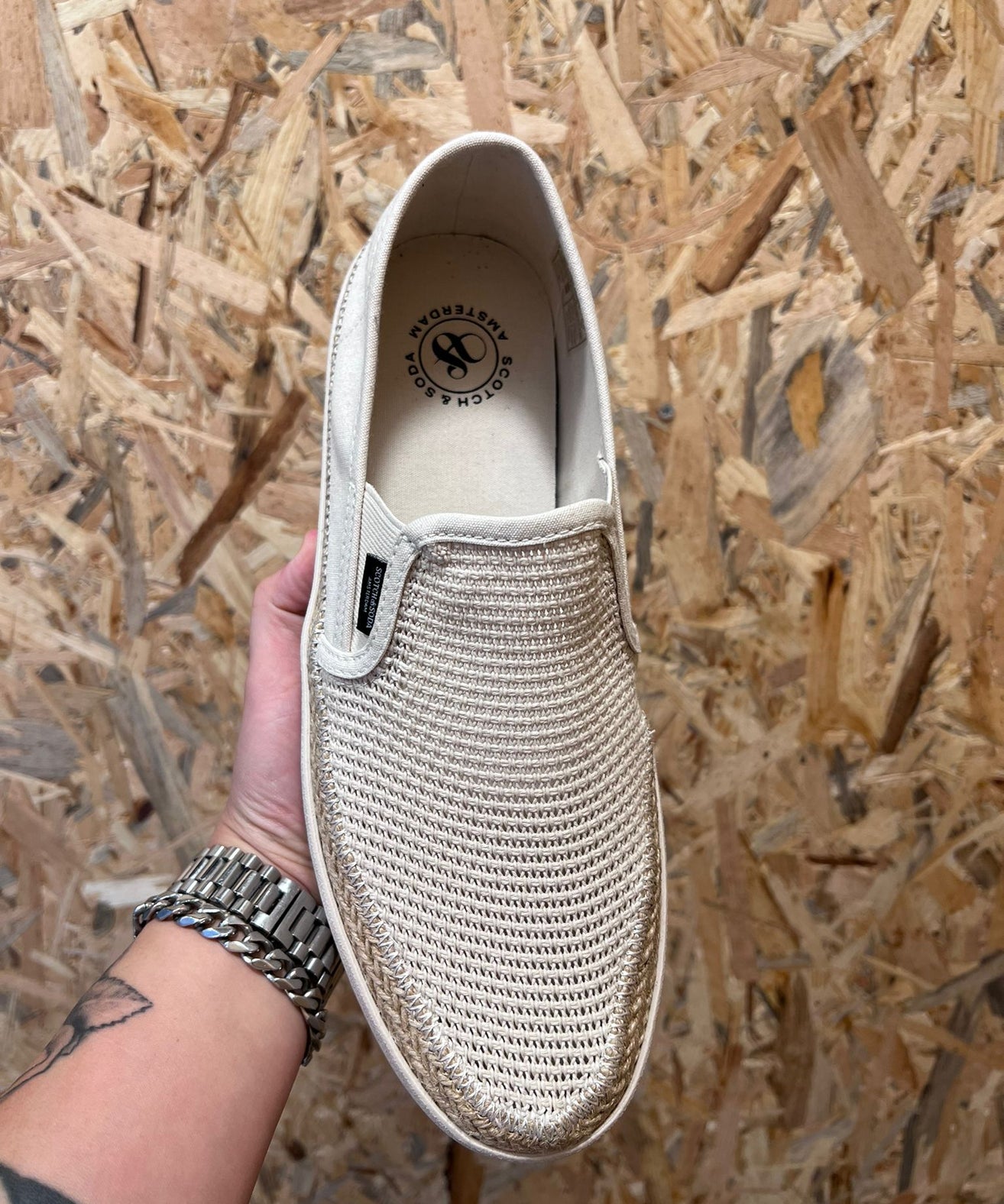 סקוץ’ אנד סודה –  סניקרס נמוכות Izomi M 11C L55 Linnen