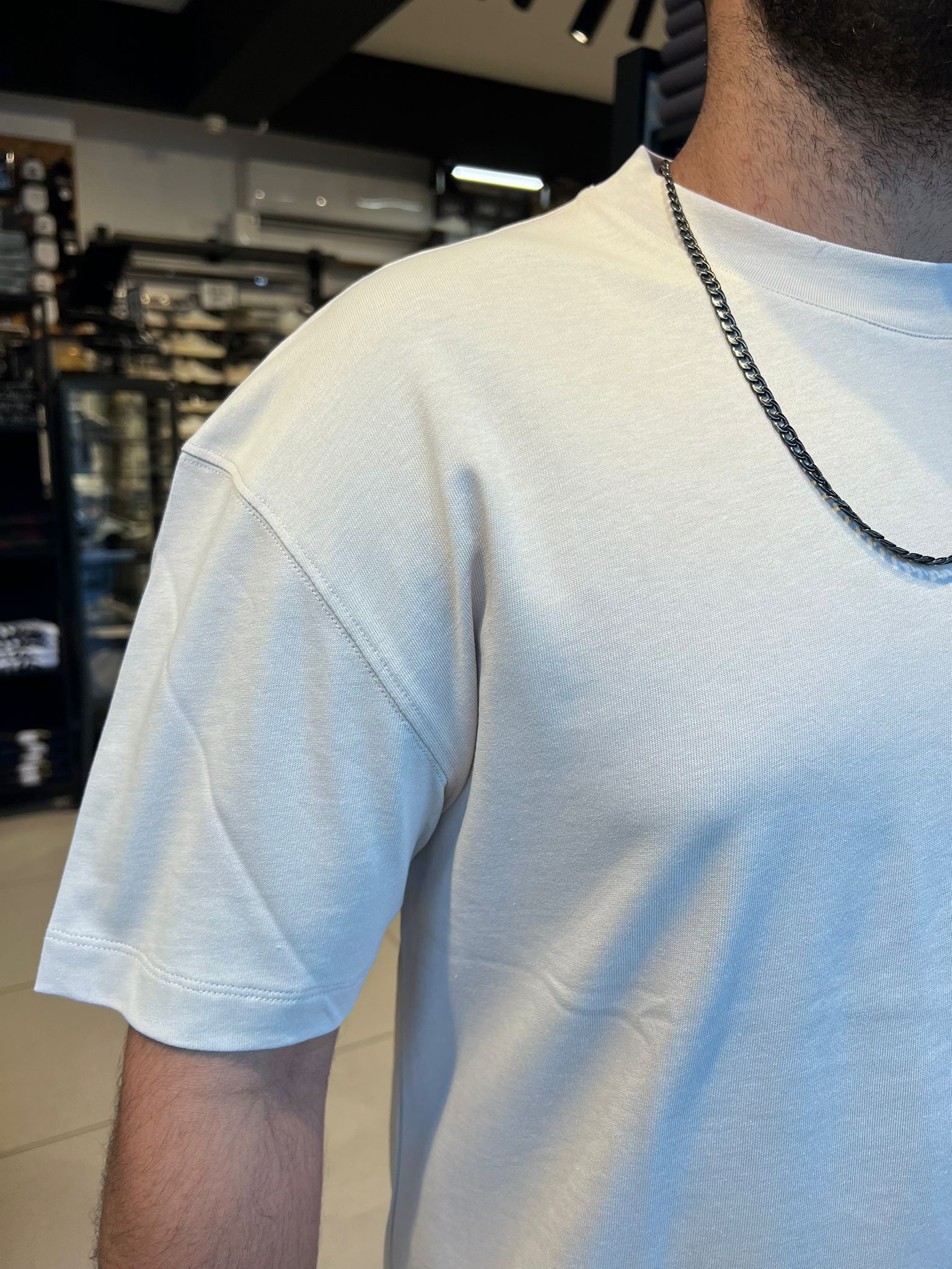 GCDS - חולצה טי MEN OVERSIZE T-SHIRT BLEACHED SAND  242MT05-013