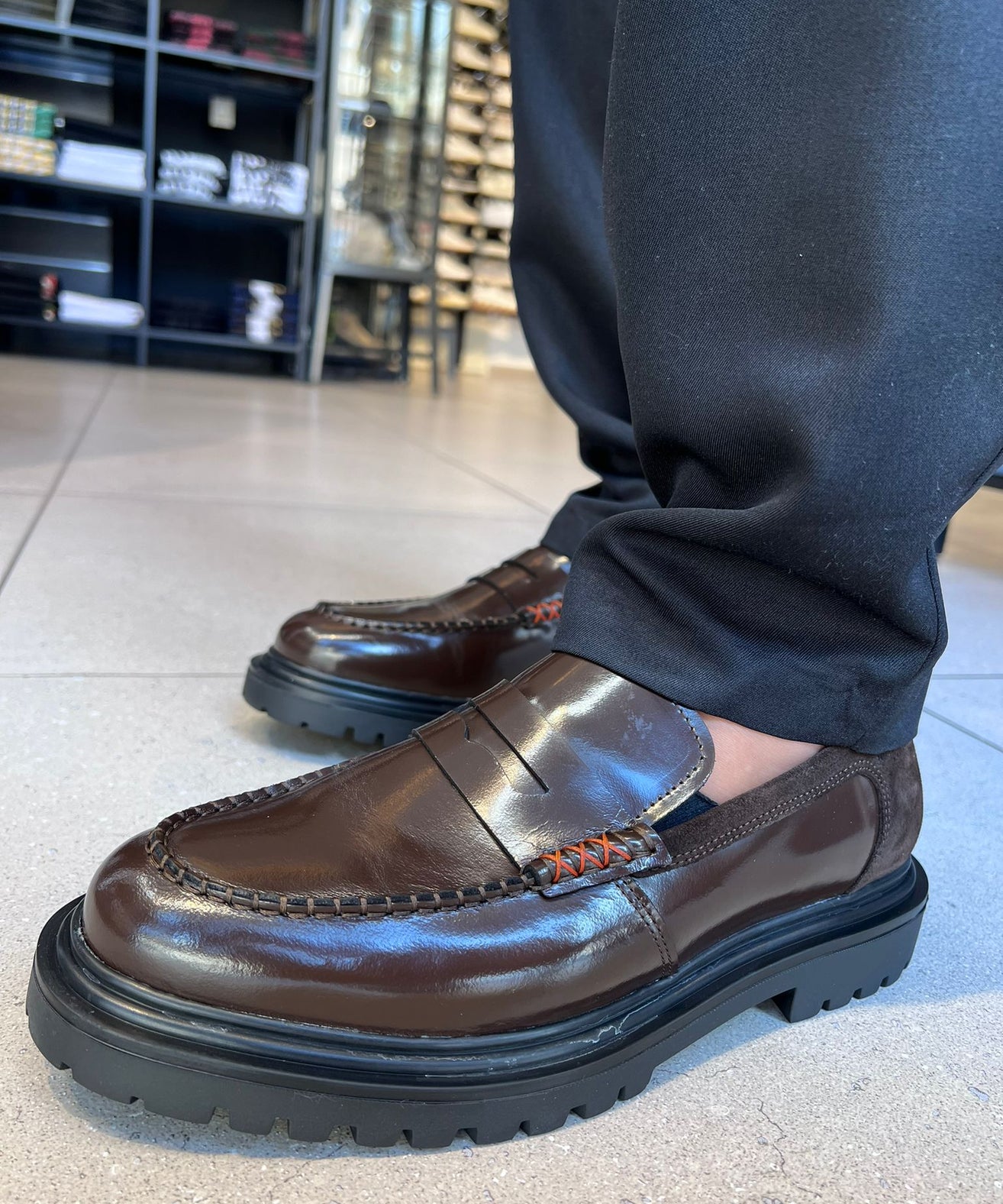סקוץ’ אנד סודה - נעלי מוקסין Style Loafer Dark Brown D19