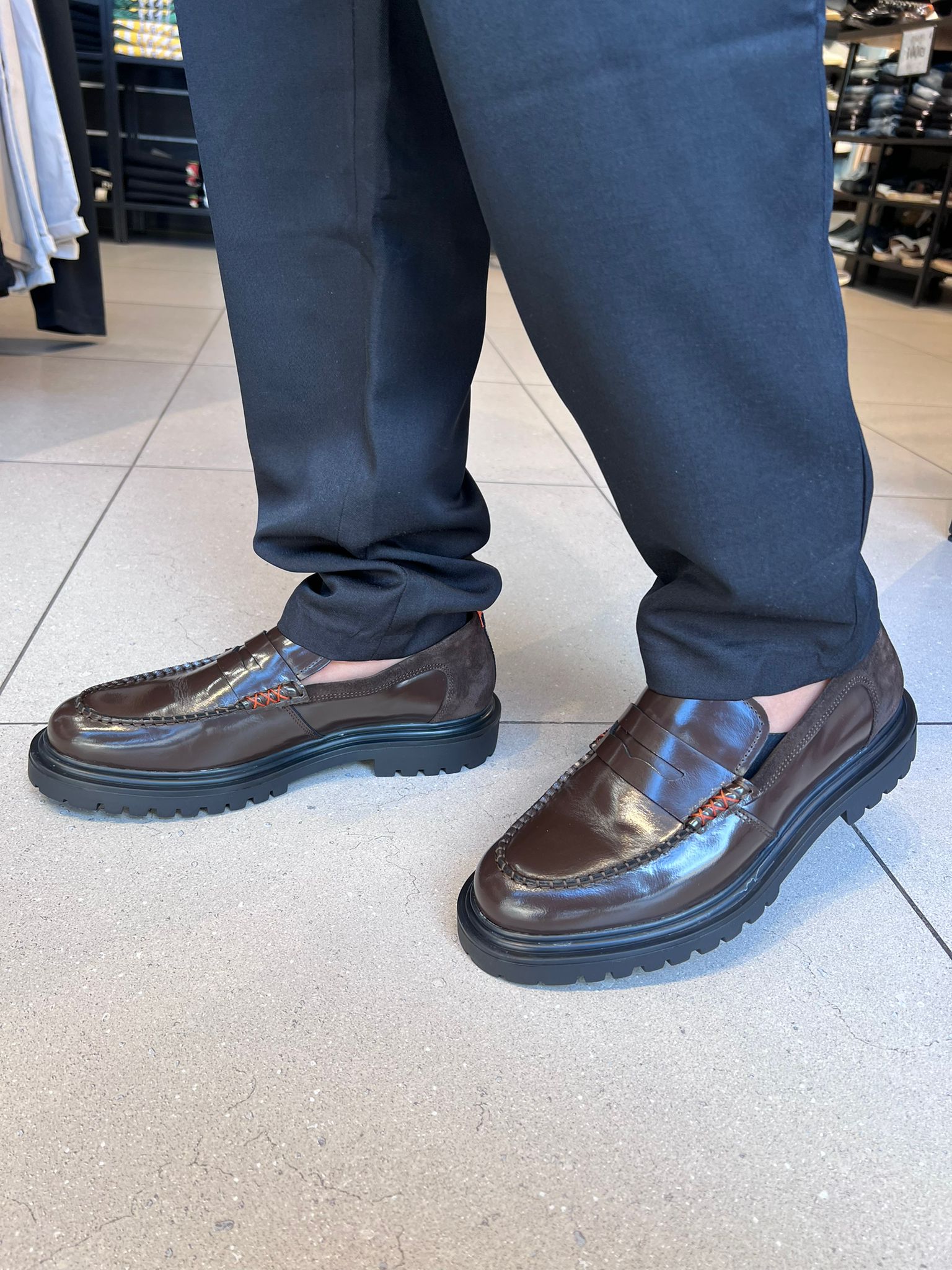 סקוץ’ אנד סודה - נעלי מוקסין Style Loafer  Black A00