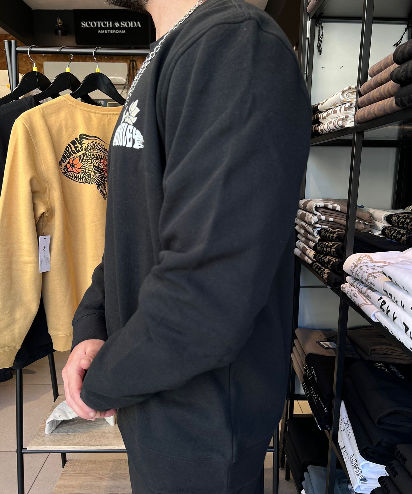 הארלי - פוטר שרוול ארוך שחור H010 MFT0012360 / FLOWER FISH FLEECE CREW