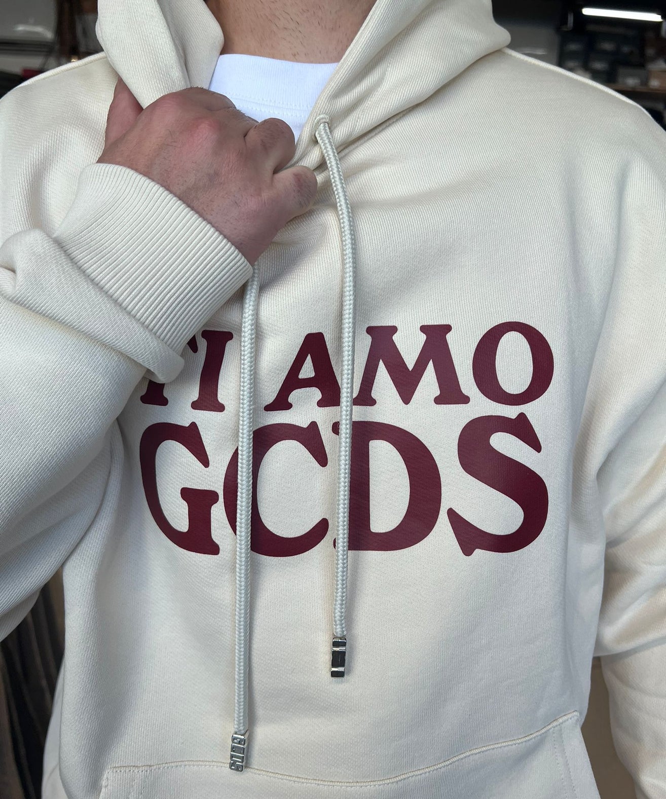 GCDS - קפוצ'יון TI AMO GCDS HOODIE   A2CM1910JG5 שמנת