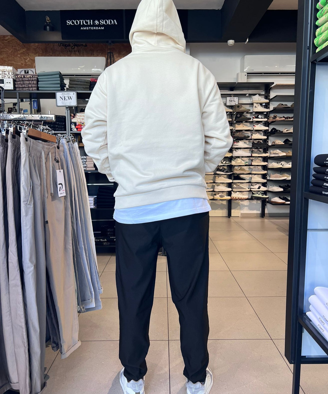 GCDS - קפוצ'יון TI AMO GCDS HOODIE   A2CM1910JG5 שמנת