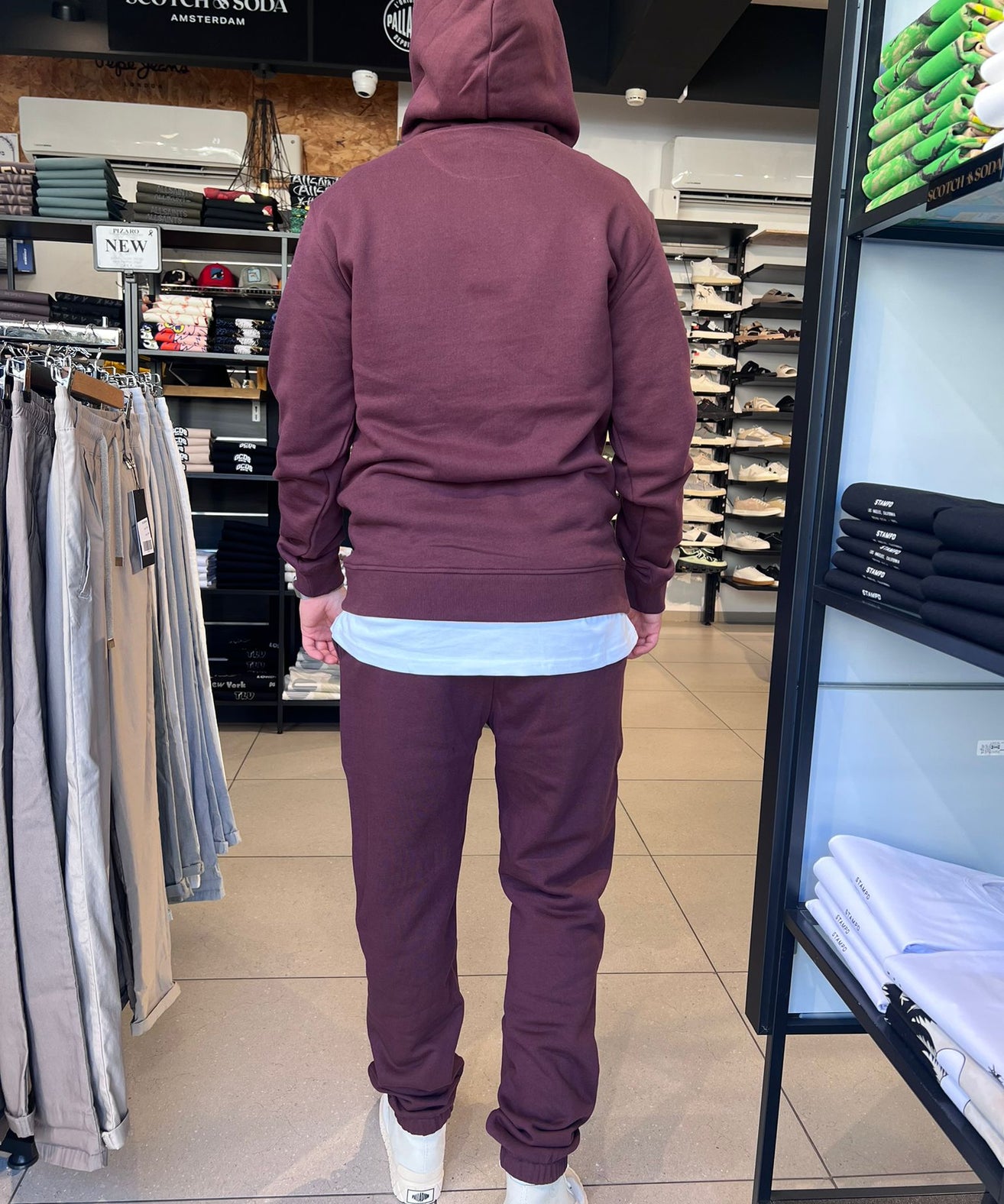 סקוץ’ אנד סודה – מכנס טרנינג בצבע בורדו 178687 650