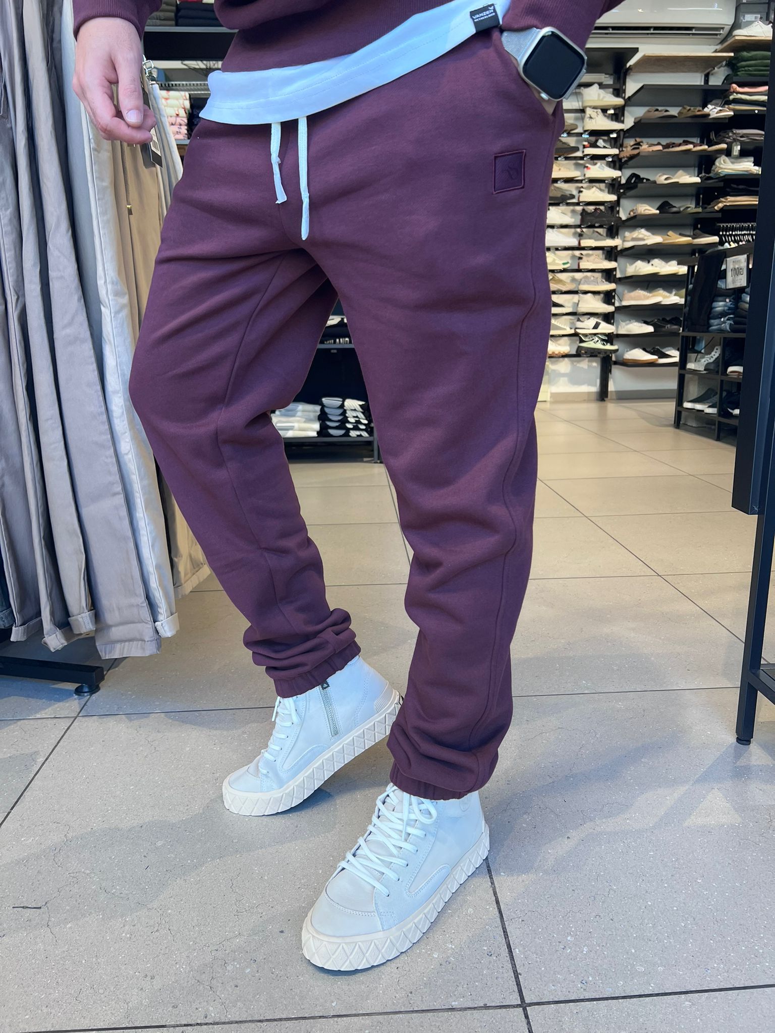 סקוץ’ אנד סודה – מכנס טרנינג בצבע בורדו 178687 650