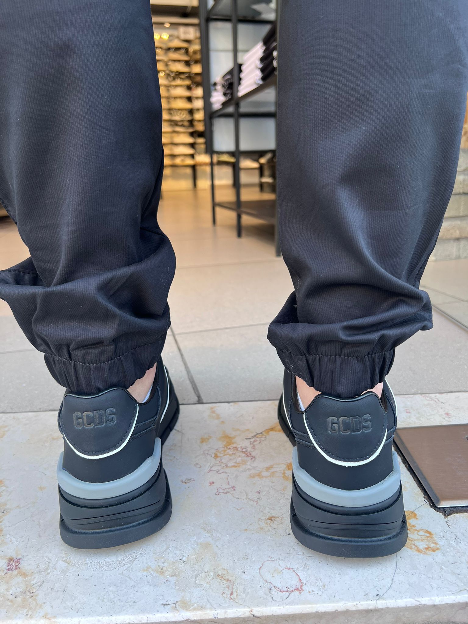 GCDS - סניקרס GC242MF06 001 BLACK MEN SHOES LEATHER