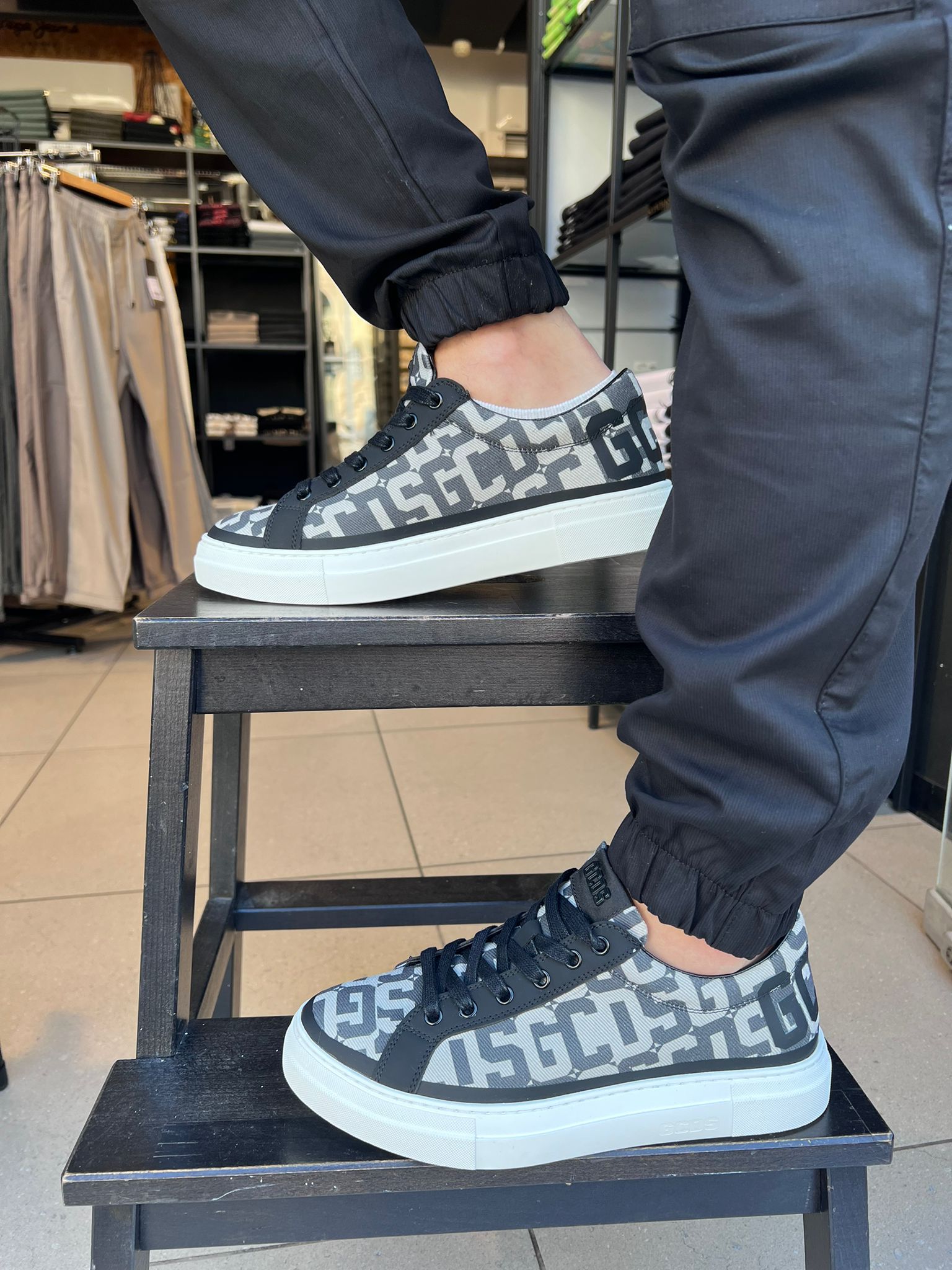 GCDS - סניקרס GC242MF04 001 BLACK MIX MEN SHOES CANVAS