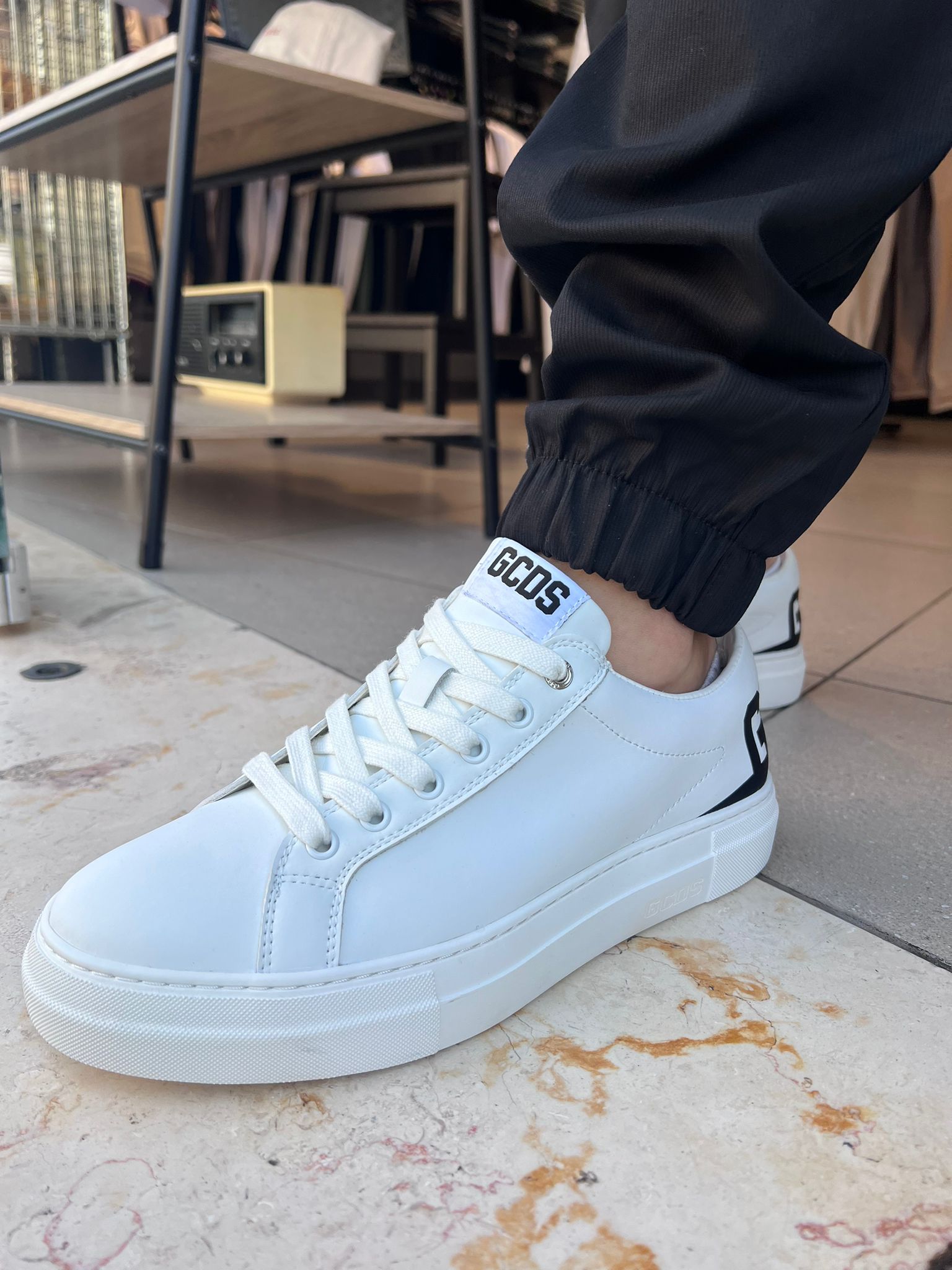 GCDS - סניקרס GC242MF05 100 WHITE  MEN SHOES LEATHER