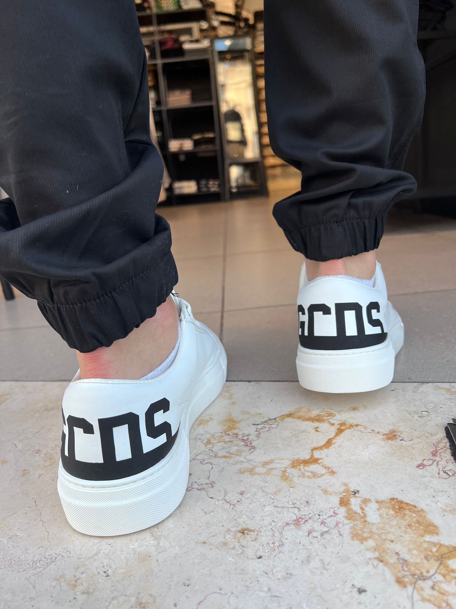 GCDS - סניקרס GC242MF05 100 WHITE  MEN SHOES LEATHER