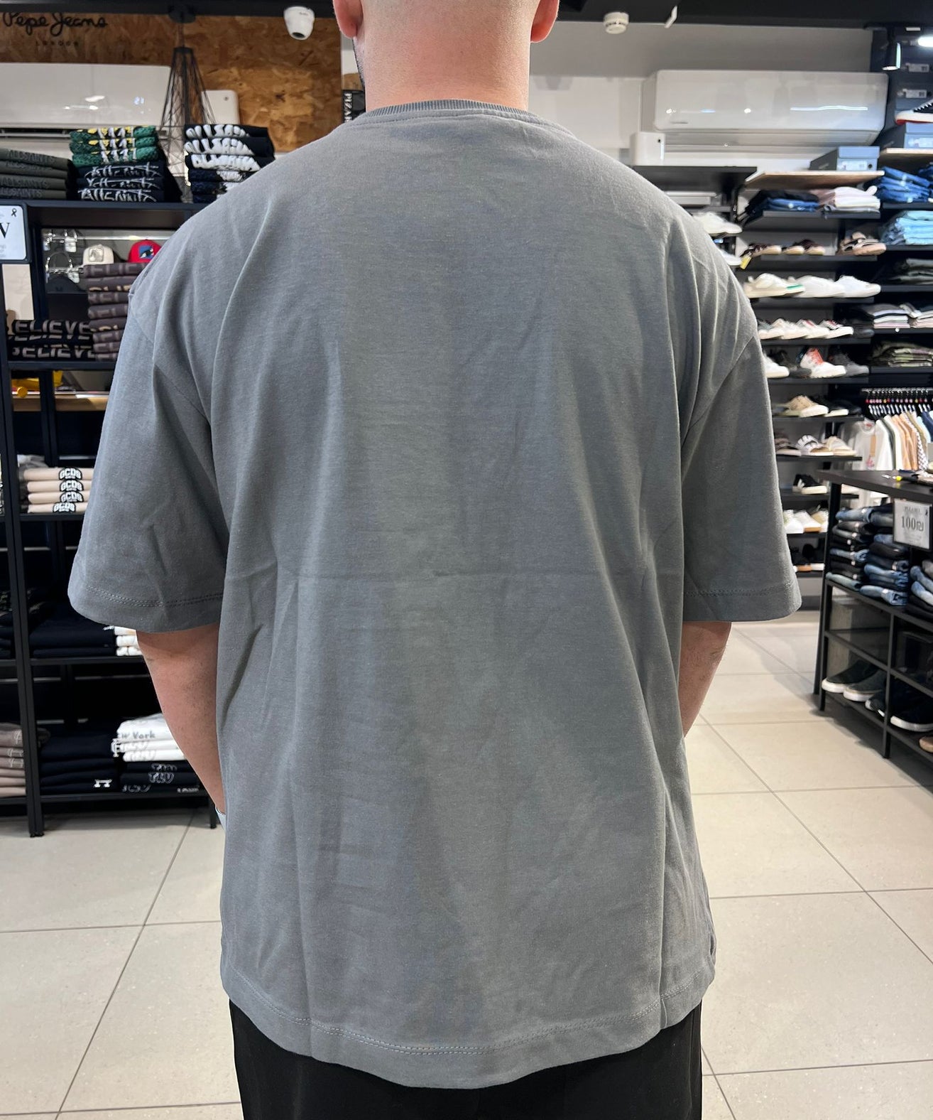 פיל רוג' - חולצה טי שרוול קצר בצבע  אפור T-SHIRT 03