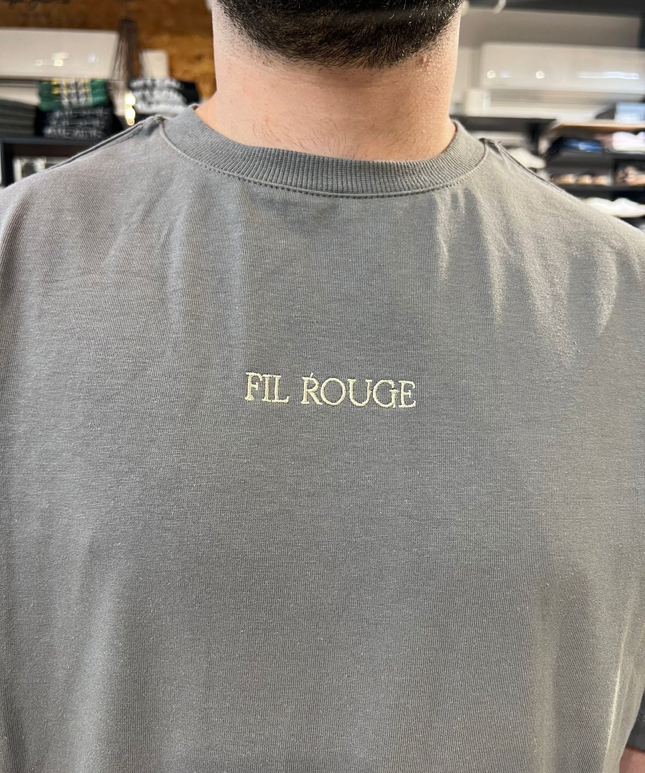 פיל רוג' - חולצה טי שרוול קצר בצבע  אפור T-SHIRT 03