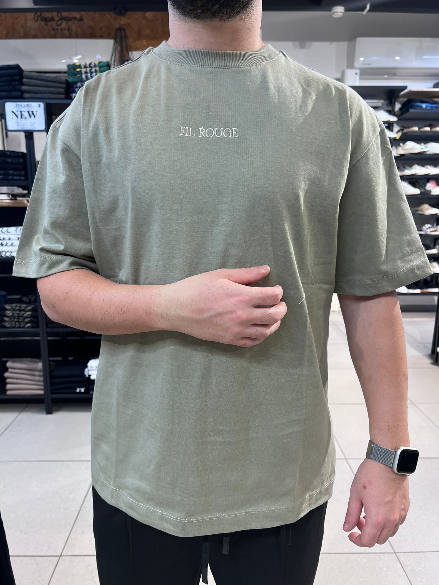 פיל רוג' - חולצה טי שרוול קצר בצבע  ירוק T-SHIRT 04