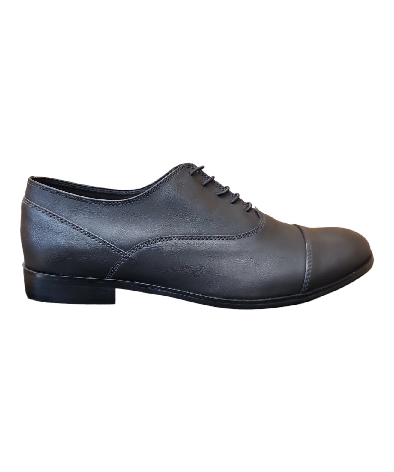 קואטרו - נעלי אלגנט דמוי עור - 9357 שחור - גזרה רחבה