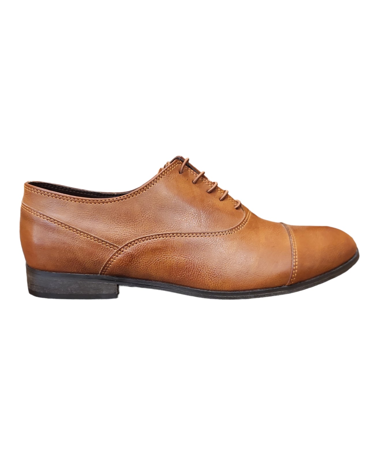 קואטרו - נעלי אלגנט דמוי עור - 9357 כאמל - גזרה רחבה