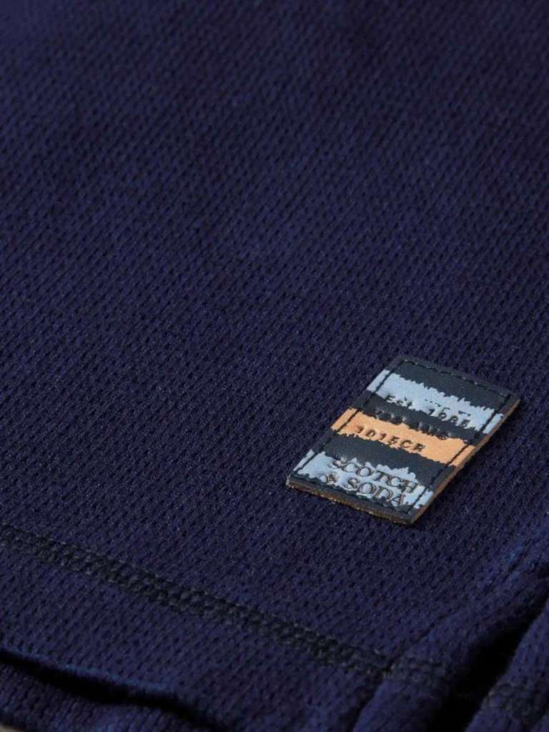 סקוץ’ אנד סודה - סריג