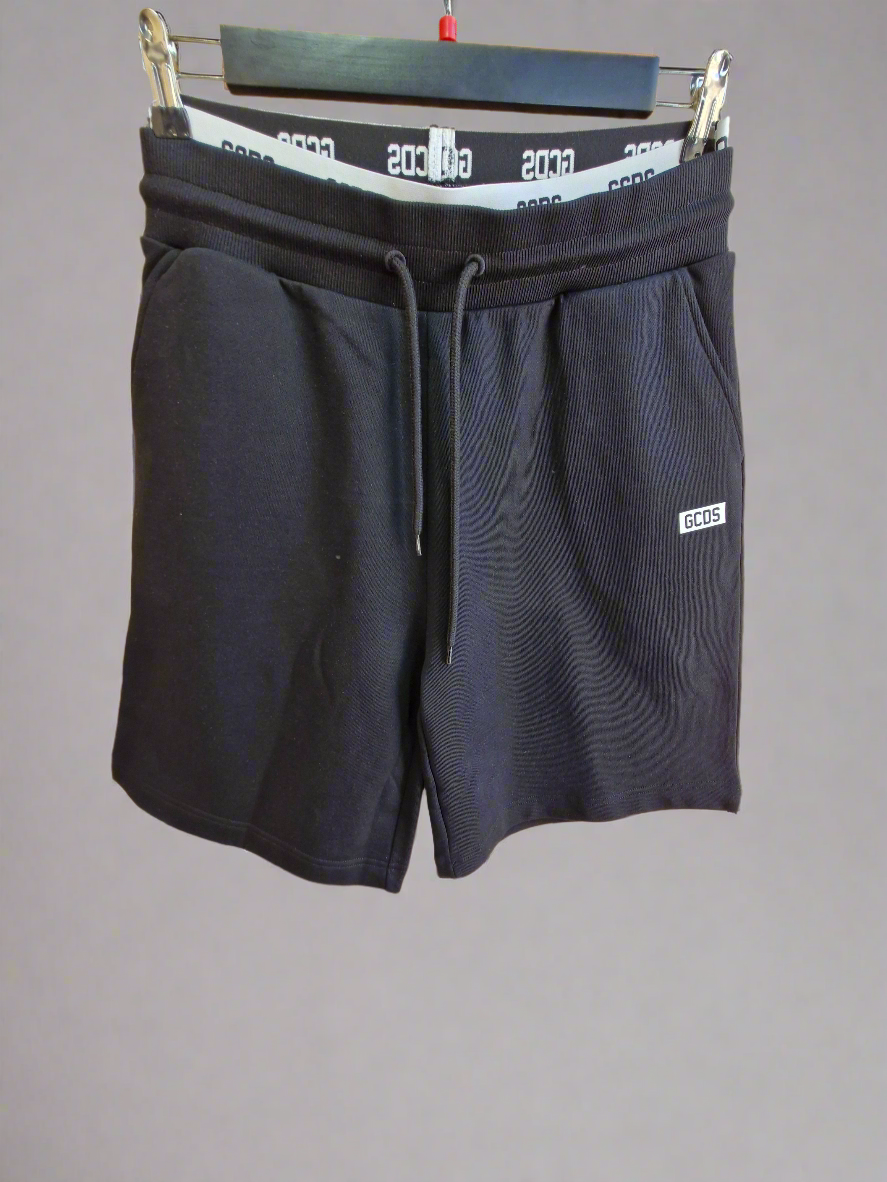 GCDS - ברמודה אוברסייז A2EU3116UW0 Black