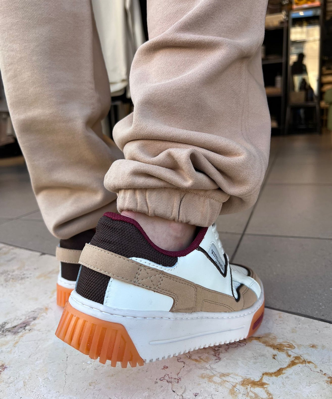 סקוץ’ אנד סודה –  סניקרס NEW CUP