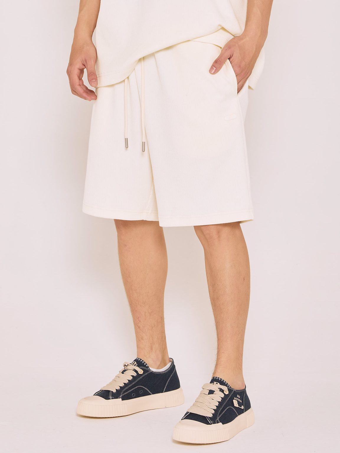 קרייזר - ברמודה טקסטורה Stripes Short Pants 27-101
