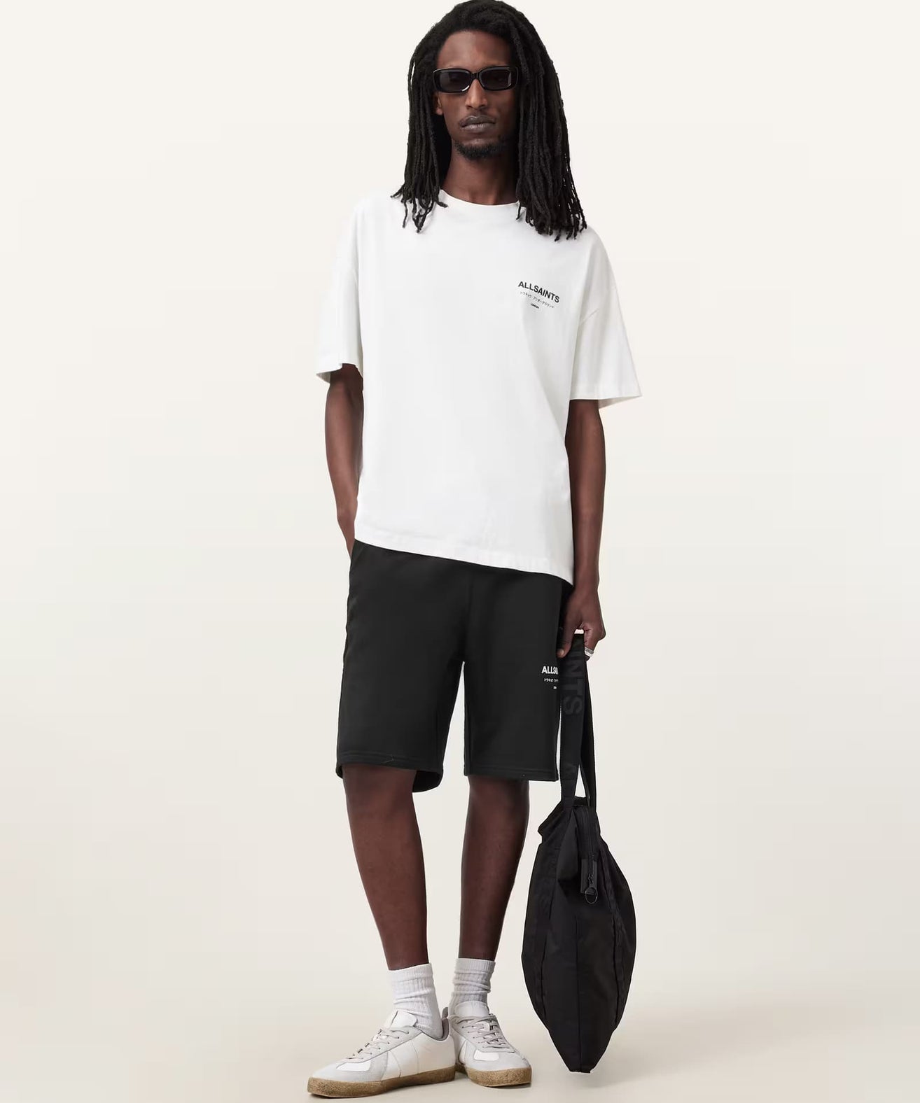 אולסיינטס - ברמודה M002TC Jet Black