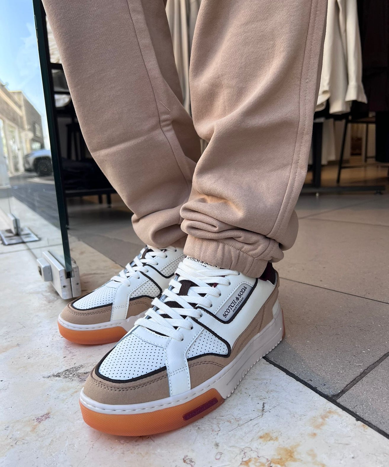 סקוץ’ אנד סודה –  סניקרס NEW CUP