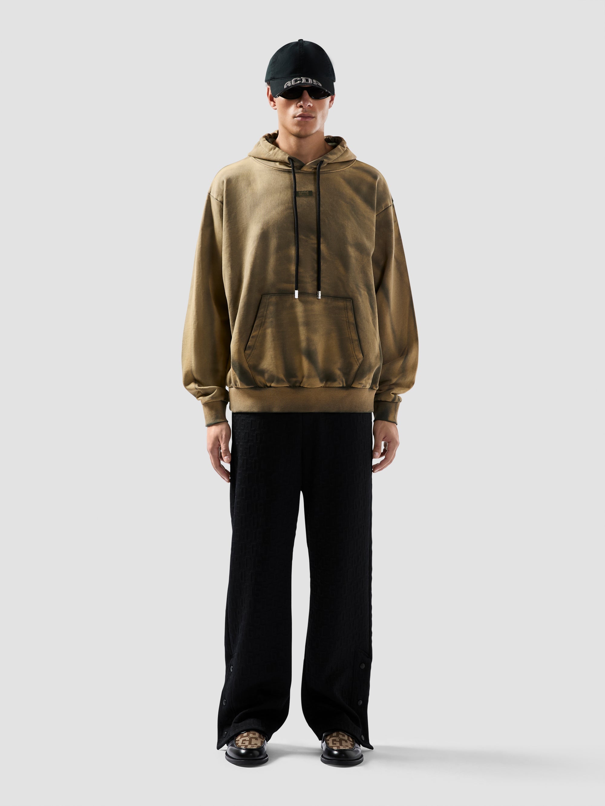 GCDS - קפוצ'ון PATCH LOGO SCLARIZED HOODIE MILITARY GREEN B2CM1911JE7-88