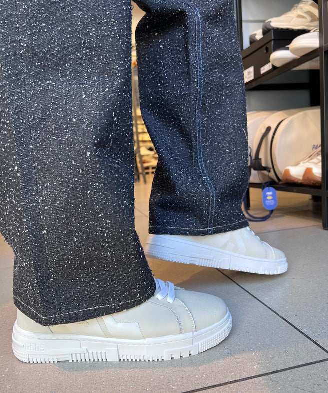 GCDS - סניקרס GC251MF04-160 SAND BEIGE