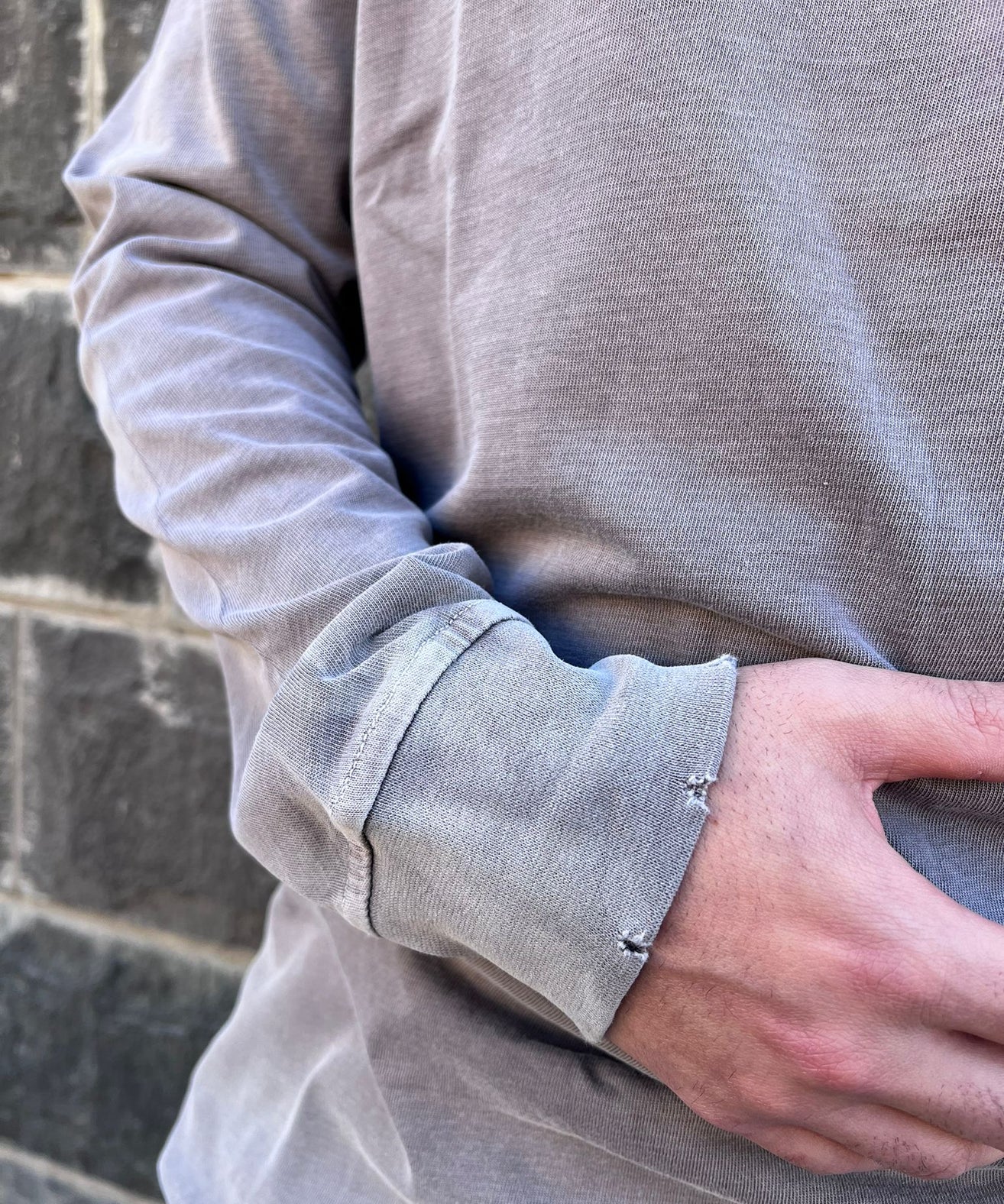 דה לוקה - טי וואש אוברסייז שרוול ארוך בצבע אפור 7100 02