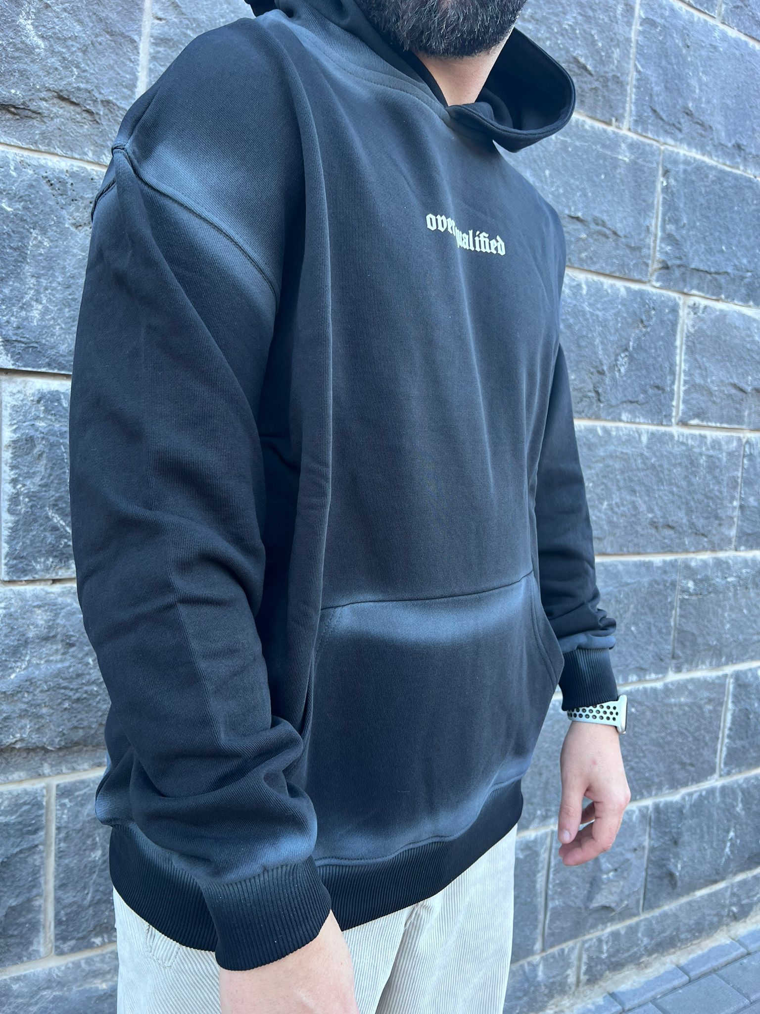 קרייזר -  קפוצ'ון ECHO BLACK בצבע שחור