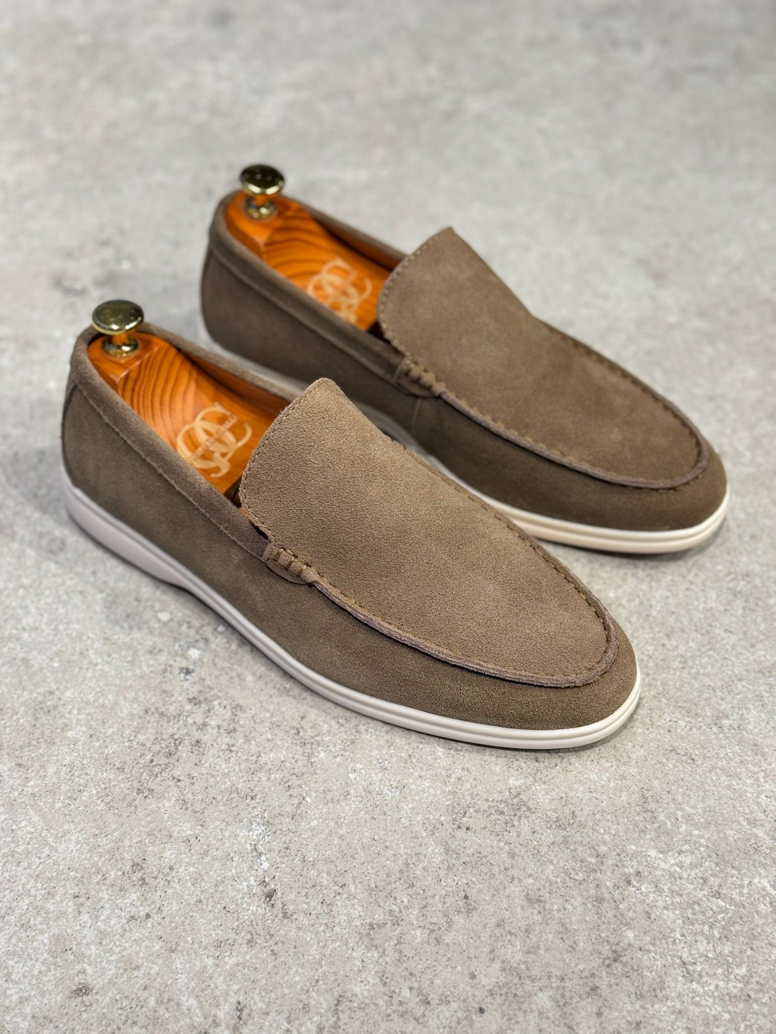 קואטרו קוואלי - מוקסין 8915