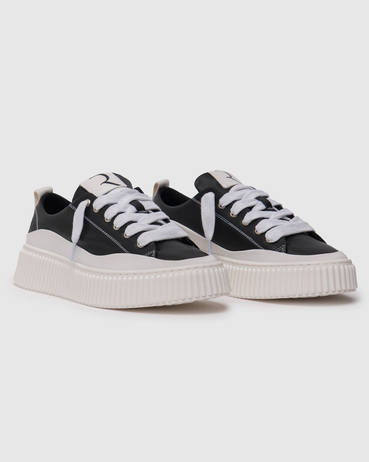 RHUN - סניקרס מעור TREBLE 3250