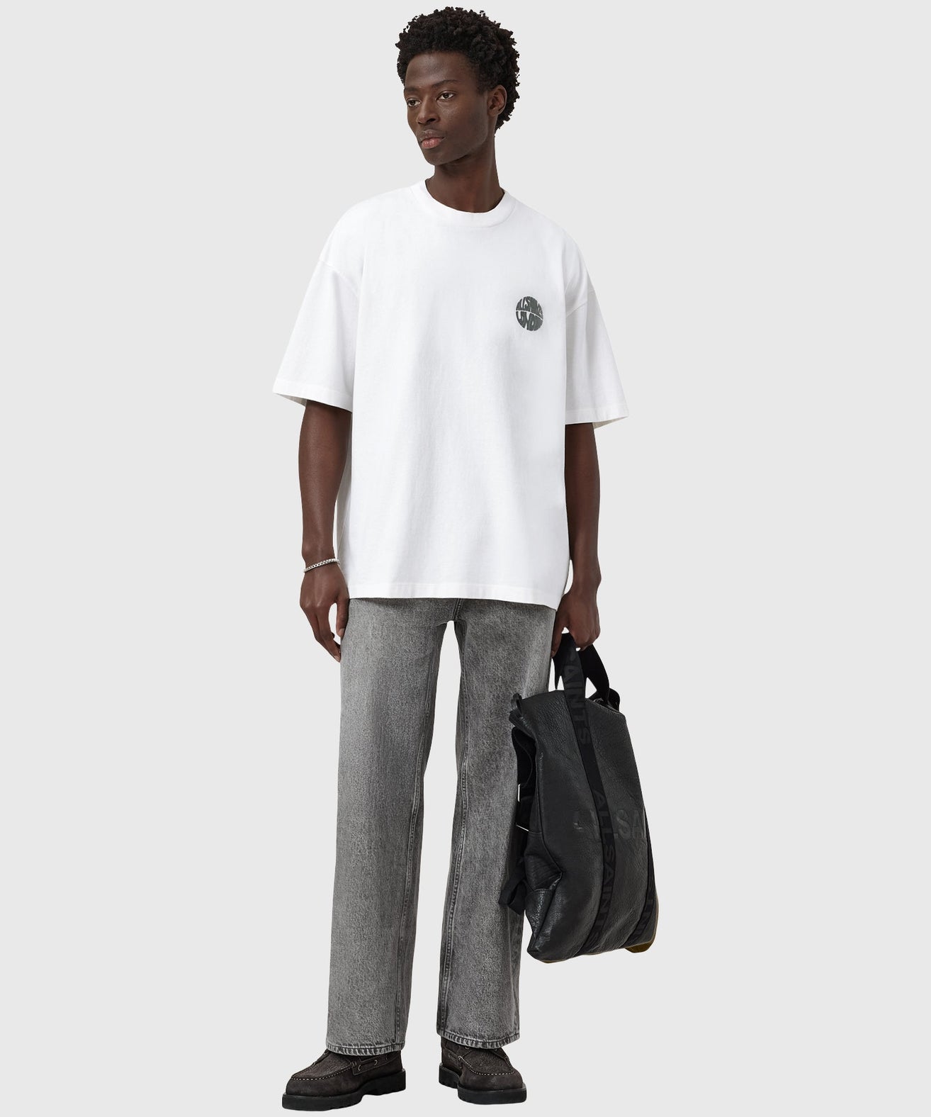 אולסיינטס - אוברסייז שרוול קצר M016JD