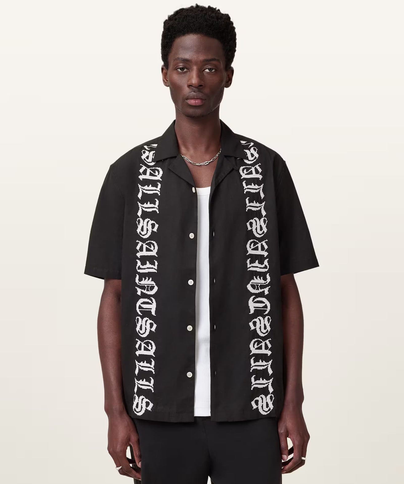 אולסיינטס - מכופתרת מעוצב M105SC Scripture Textured