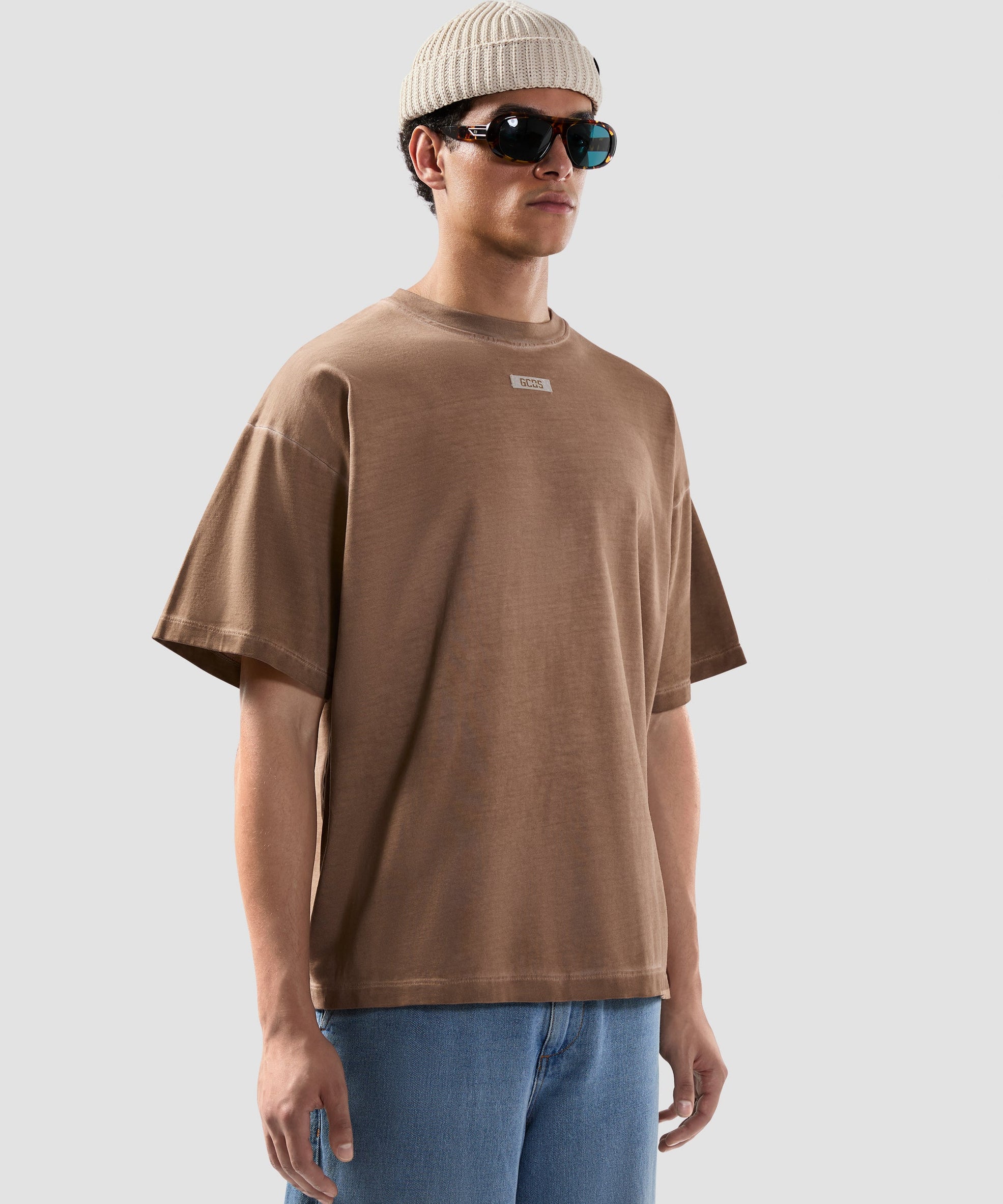 GCDS - חולצה טי אוברסייז PATCH LOGO SOLARIZED B2SM2313JF1