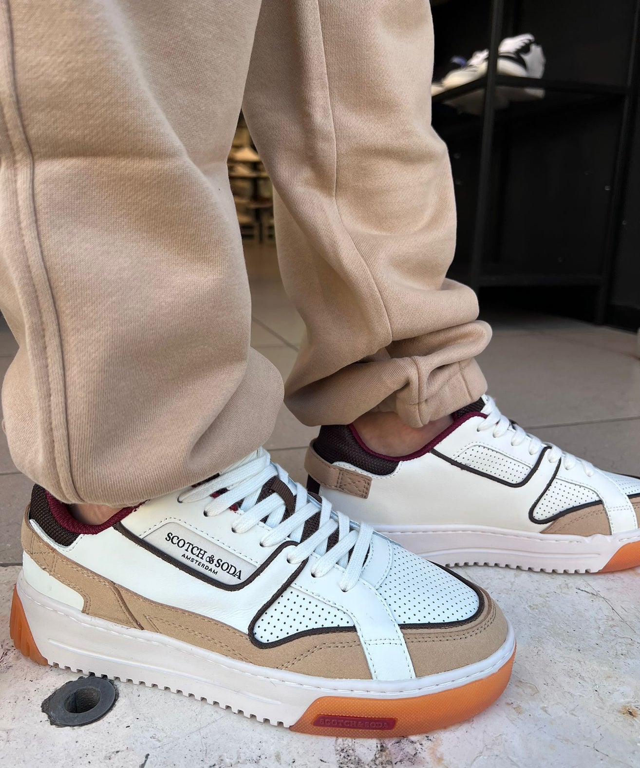 סקוץ’ אנד סודה –  סניקרס NEW CUP