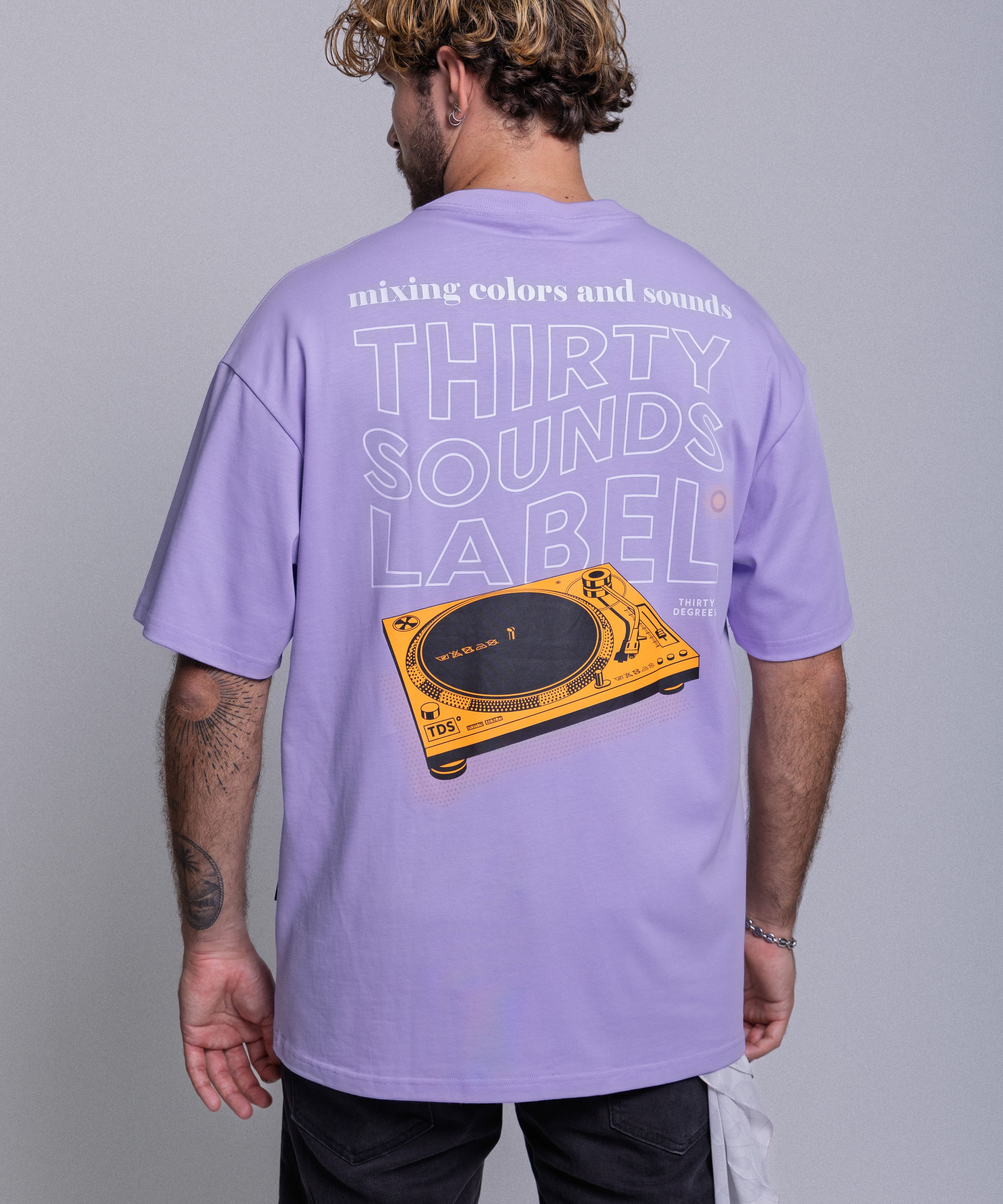 THIRTY DEGREES חולצה טי TURNTABLE