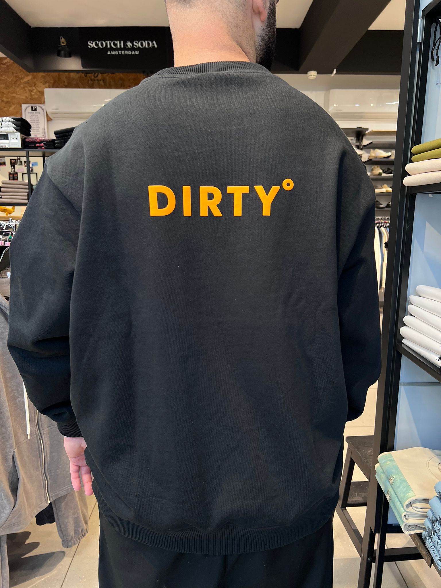 THIRTY DEGREES - SWC 3924 פוטר   MEN OVERSIZE CREWNECK CLEAN&DIRTY