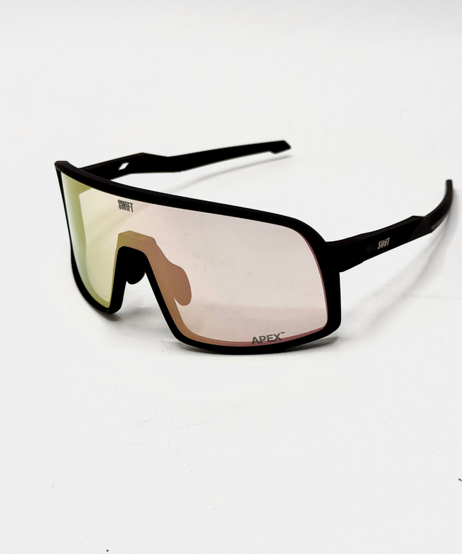SWIFT - משקפיים BLAZE
Black-Photochoric Pink עדשה מתכהה