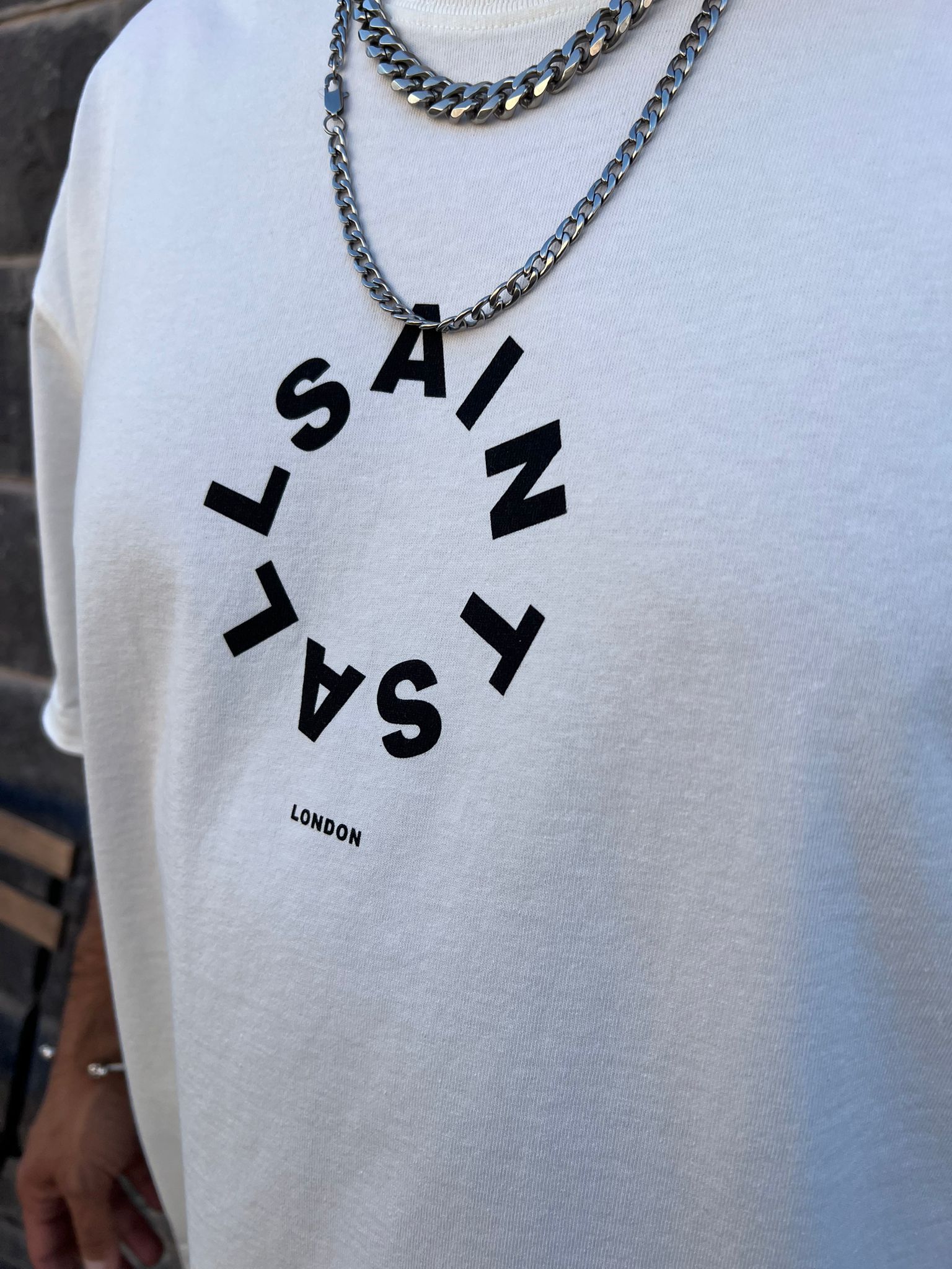 אולסיינטס - אוברסייז שרוול קצר  Chalk White M072PB