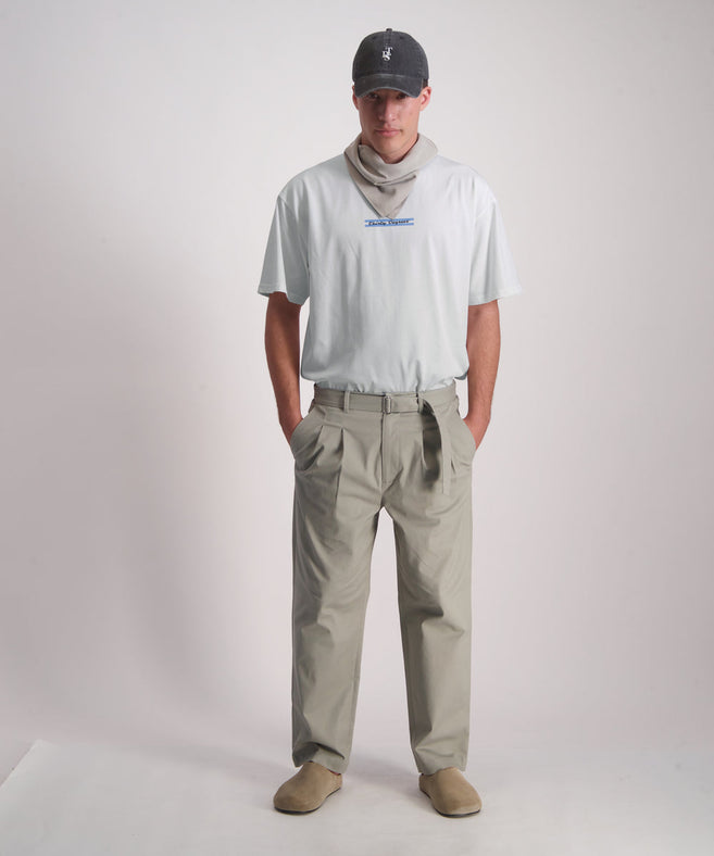 THIRTY DEGREES - 30FW26-23 טי אוברסייז Hand Of God Tee