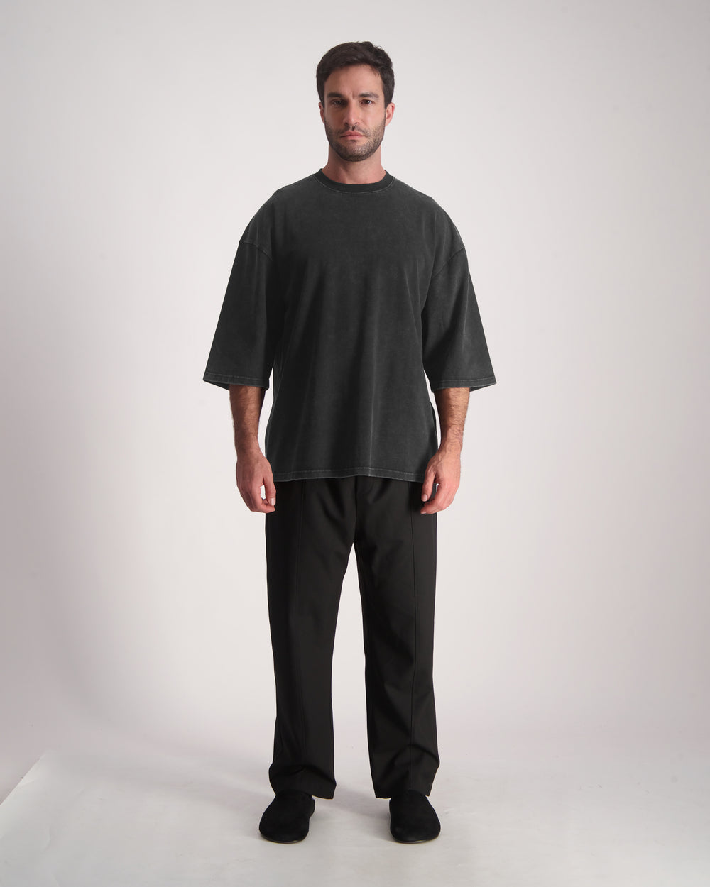THIRTY DEGREES - 30FW26-10  3/4 טי אוברסייז Mugzam 05 Tee New